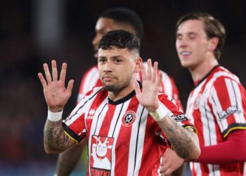Sheffield United Midfielder Urged To Leave This Summer By Former Blades Player