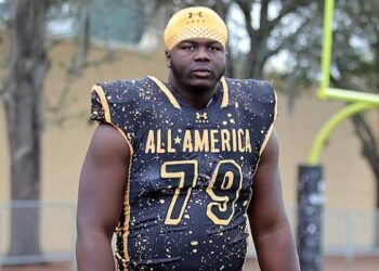 Four-Star Target Tight End Commits to Georgia Bulldogs Over Penn State