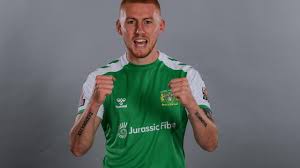 Torquay United Have Signed 27-Year-Old Experienced Midfielder