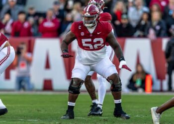 Former Alabama Star Tyler Booker, Explains Battle For Starting Role After $3.75 million Dallas Cowboys Move