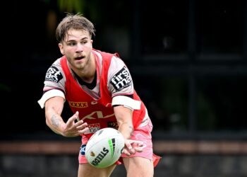 New Zealand Warriors have signed an off-contract winger from the South Sydney Rabbitohs