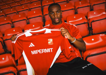 BREAKING: Swindon Town Sign 19-Year-Old Forward From The Saints