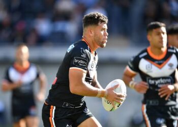 West Tigers Excited to Re-Sign $11,400,000 Centre to Mega Deal