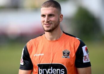 Dragons have reportedly upped their offer to Adam Doueihi as they attempt to lure the utility away from the Wests Tigers