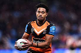 Wests Tigers set to loose fullback amid $800,000 salary contract saga