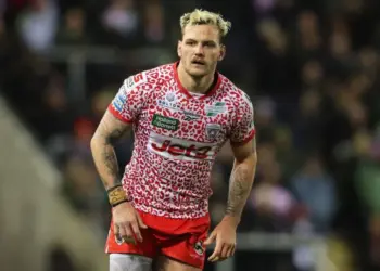 Castleford Tigers set sights on Leigh Leopards prop for 2026 season