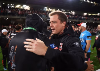 Castleford Tigers boss Ryan Carr has named a strong 23-man squad as 11 new signings set to feature against St Helens this weekend