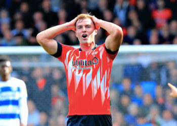 Southampton FC urged to hand £750k defender a lifeline