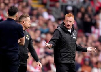 John Mousinho tables offer to Tonda Eckert ahead of Portsmouth v Southampton