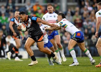 Wests Tigers re-sign promising prop on a three-year deal worth $1.1 million