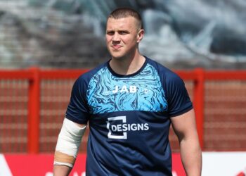 Castleford Tigers are closing in on the signing of Hull KR prop in latest transfer move