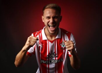 Tonda Eckert has revealed that two key players will be available for selection on tonight against Queen’s Pack Rangers