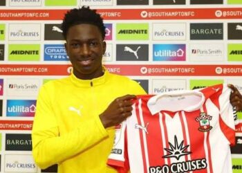 Southampton beat several top European clubs to the signing of 17-year-old teenage midfielder from Academie des Etoiles du Mande