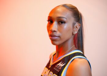 Newcastle Knights Head Coach secured the signature of Guard from Chicago Sky