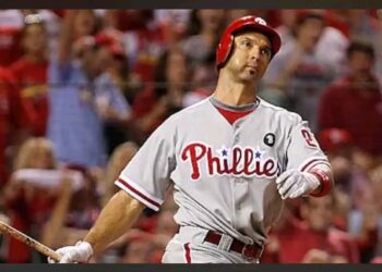 PHILLIES COULD TURN TO RAÚL IBAÑEZ AFTER ALEX CORA SNUB — BUT IS THIS A RISK WORTH TAKING?