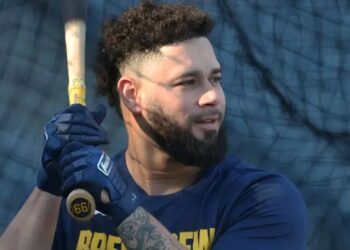 PHILLIES’ BACKUP CATCHER CRISIS: 3 FREE AGENTS WHO COULD FINALLY FIX IT