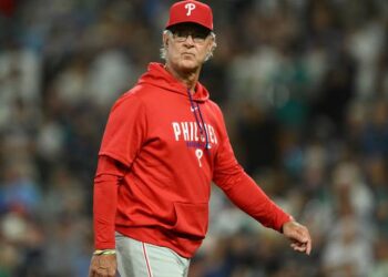 Questions roam as Don Mattingly Receives Support From Phillies’ Stars_Will Don Mattingly be back as manager of the Phillies?