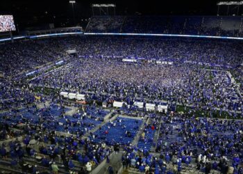KENTUCKY FOOTBALL SHOCKS LSU IN OVERTIME THRILLER AS WILDCATS FANS CELEBRATE A STATEMENT WIN