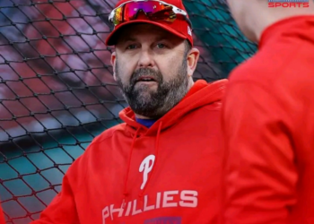 DON MATTINGLY’S FIRST BIG DECISION: PHILLIES PART WAYS WITH HITTING COACH KEVIN LONG